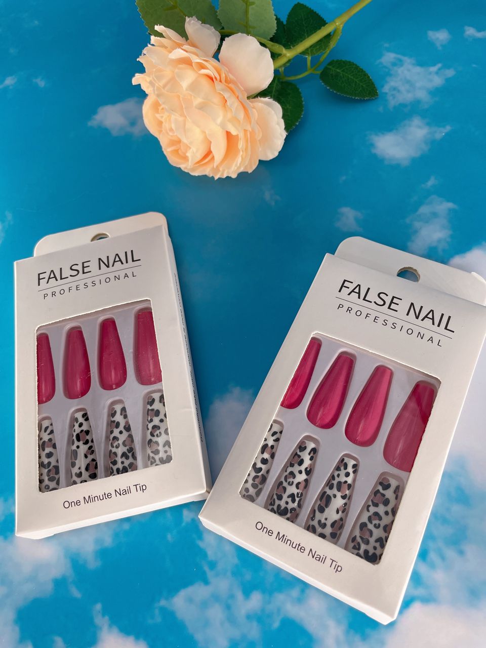 Press on nails